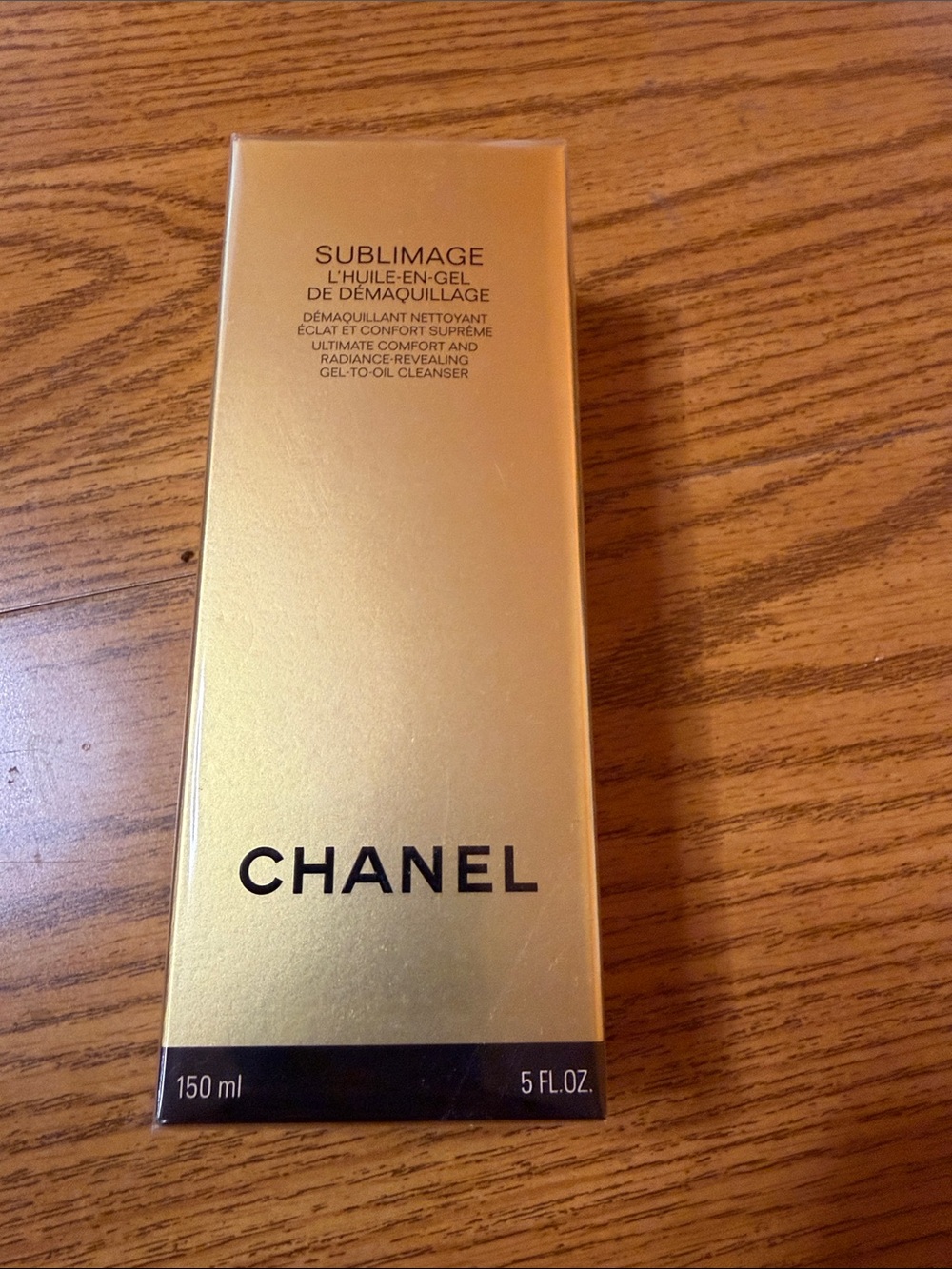 CHANEL Sublimage Gel-to-Oil Cleanser - Gold and Black Packaging good for face